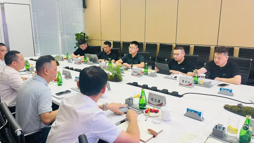 J9����-����վ����