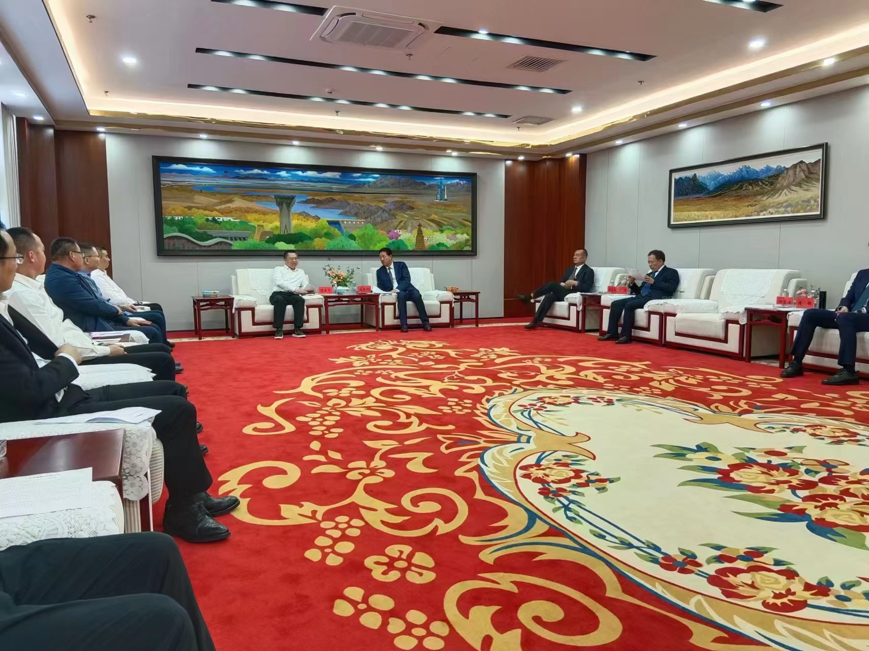 J9����-����վ����