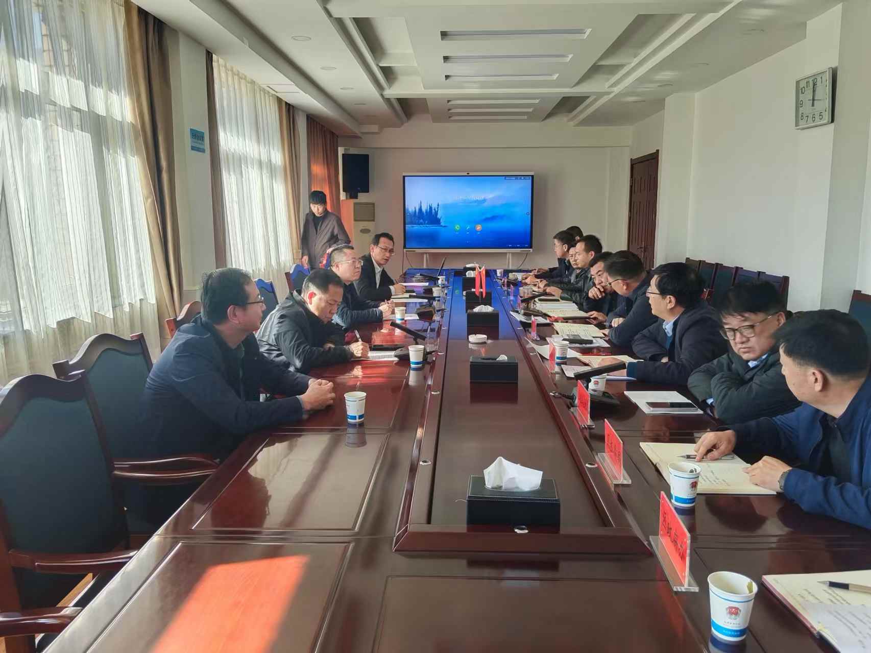 J9����-����վ����