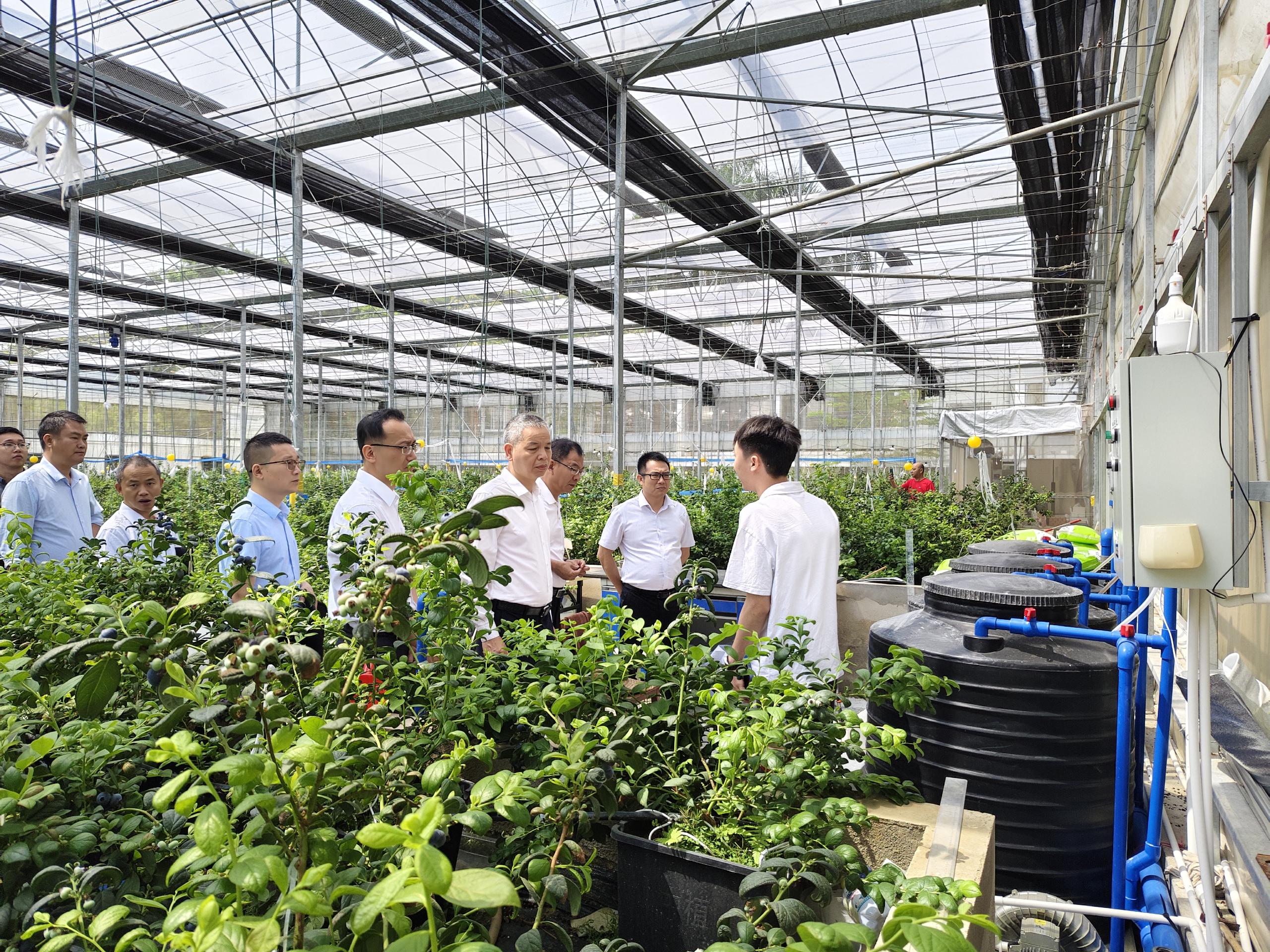 J9����-����վ����