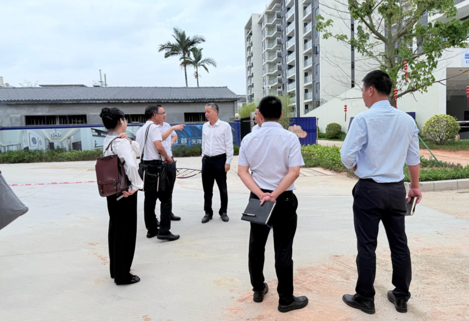 J9����-����վ����