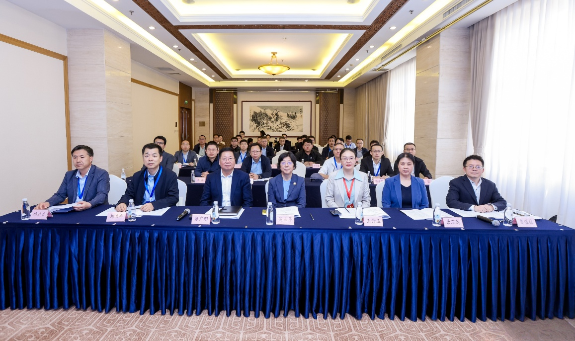 J9����-����վ����