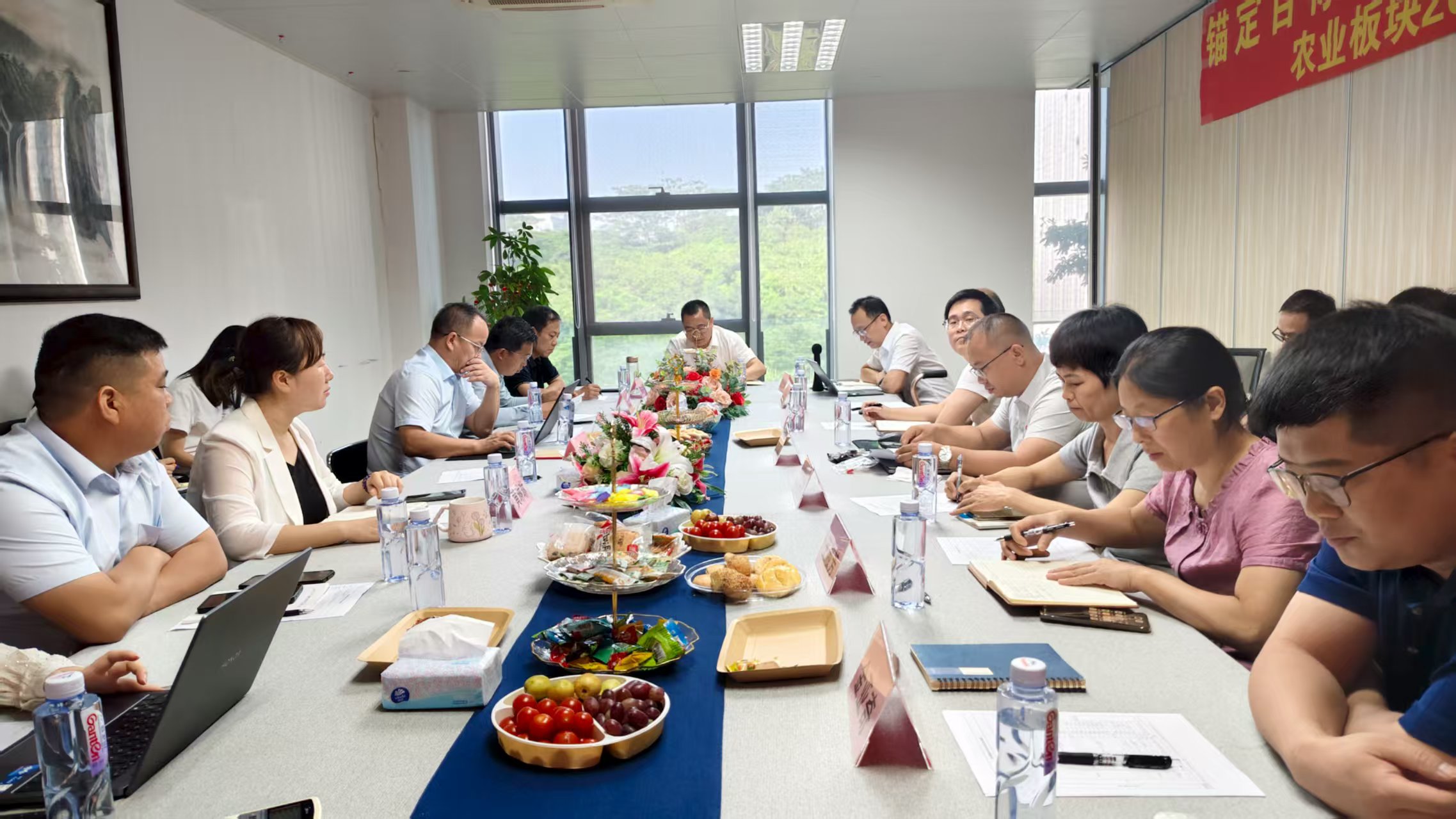 J9����-����վ����