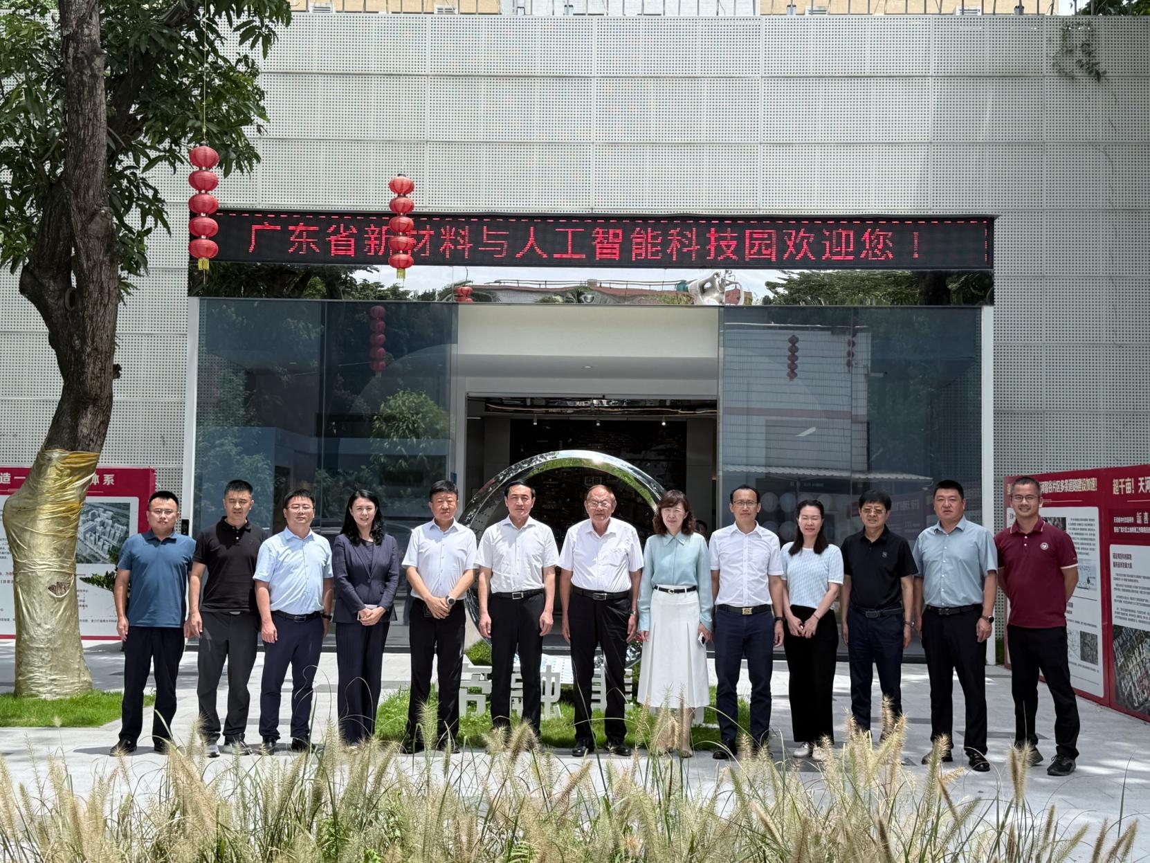 J9����-����վ����