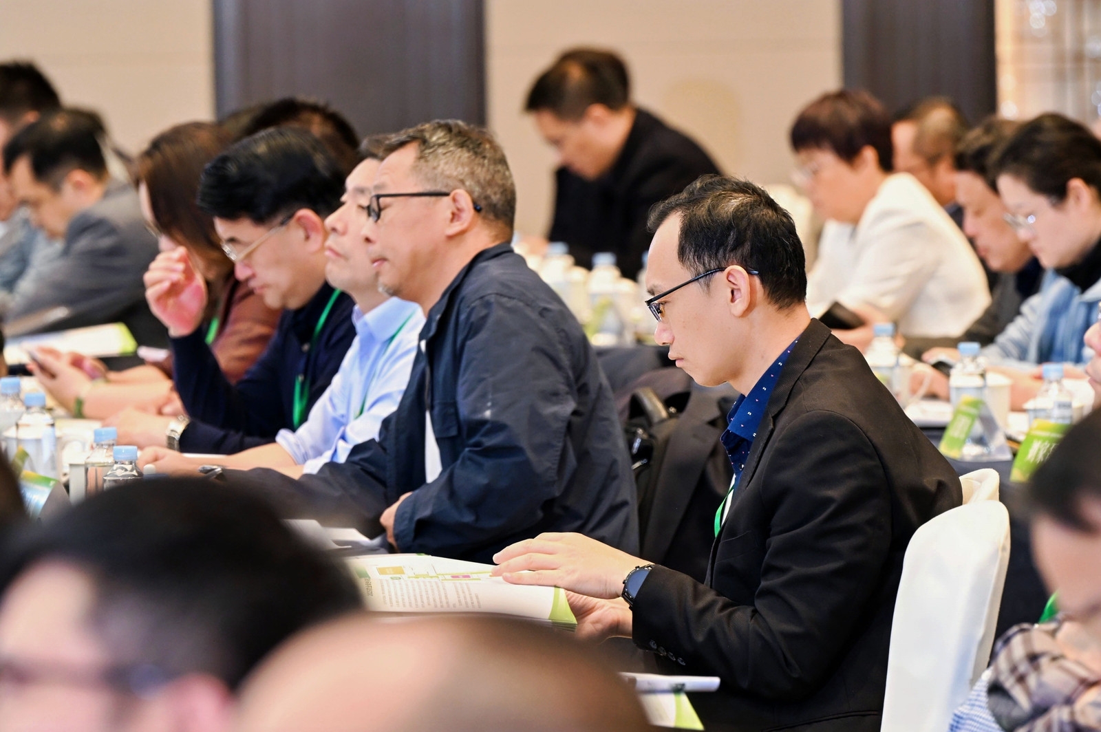 J9����-����վ����